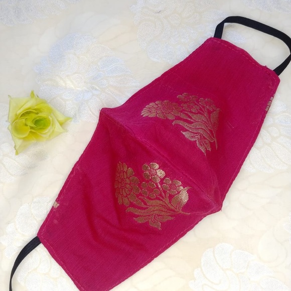 Pink designer mask - Picture 2 of 2